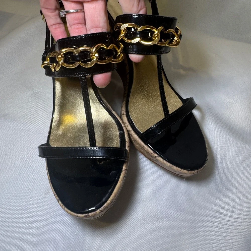 Rampage Briton Women's Black Patent Gold Chain‎ Cork Wedge Sandals Size 8.5 M